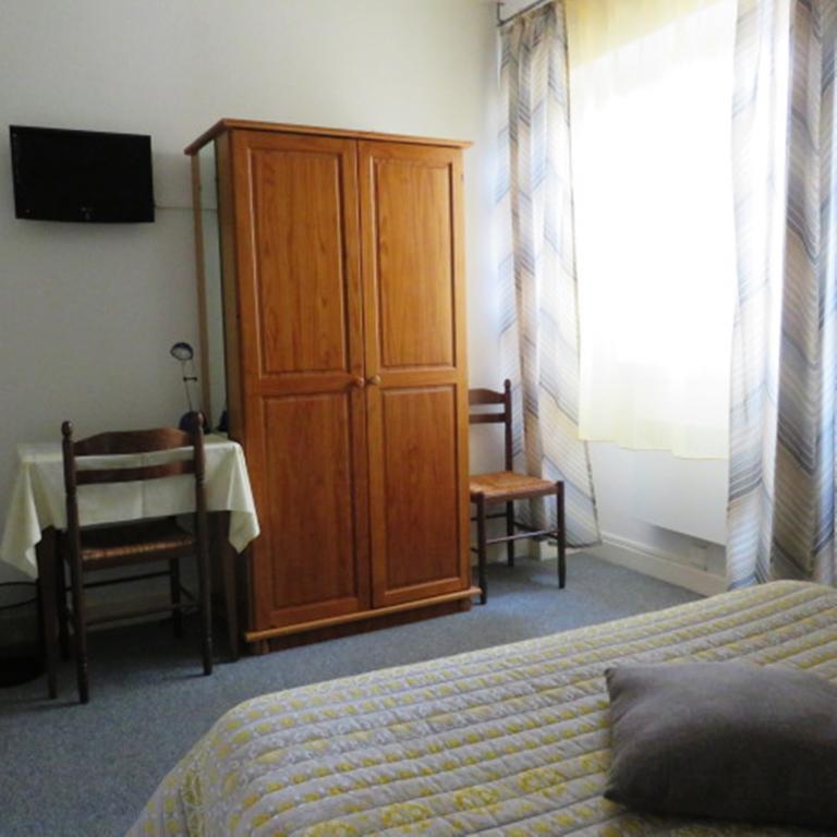 Le Relais Du Pont De Rhodes Hotel Frayssinet Cameră foto